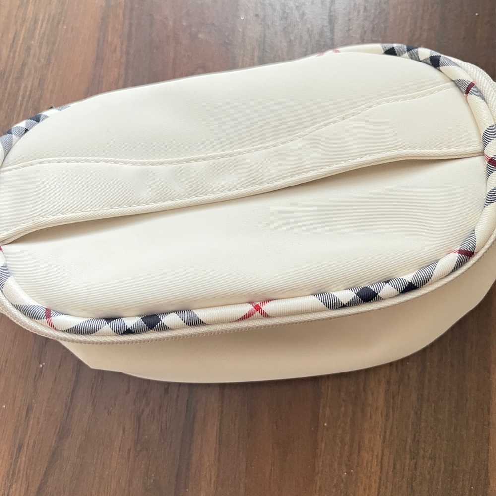Burberry cosmetic bag